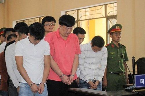 Án tù thích đáng cho nhóm người mạo danh cơ quan chức năng lừa đảo