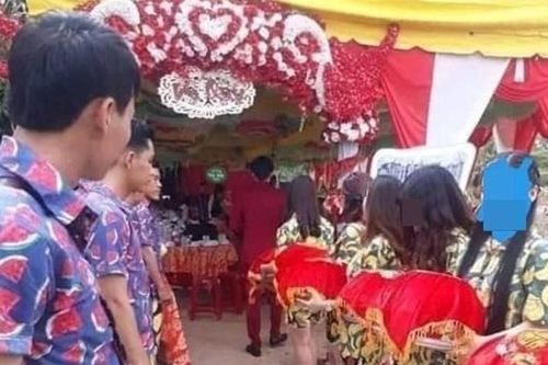 Mặc thứ đồ này, dàn bê tráp khiến dân mạng phải 'khẩu nghiệp'