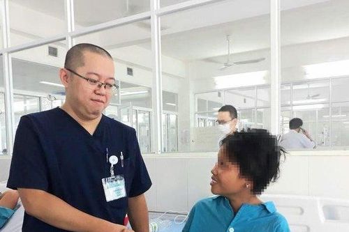 Nghĩa tình trong ca cứu sống sản phụ thai tử lưu tại Đà Nẵng