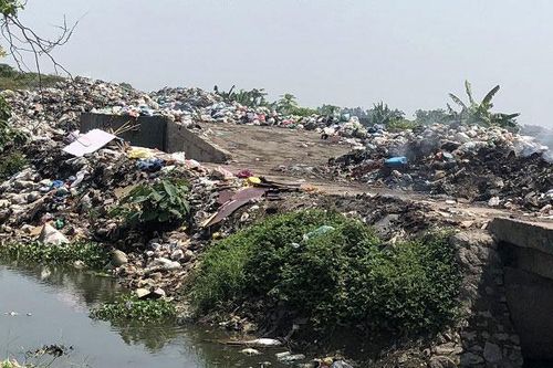 Xử lý rác thải nông thôn tại Hà Nội: Nhanh chóng cải tiến công nghệ