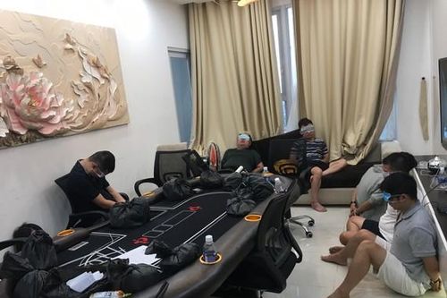 Phá sòng bạc do người ngoại quốc cầm đầu