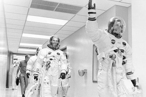 Những khuôn hình đáng nhớ của NASA trong hơn 60 năm qua