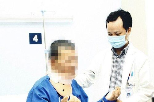 Cảnh báo nguy cơ tàn phế vì bệnh thoát vị đĩa đệm đốt sống cổ