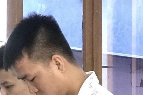Đâm chết người khi giải quyết mâu thuẫn, 2 anh em ruột 'dắt nhau' vào tù