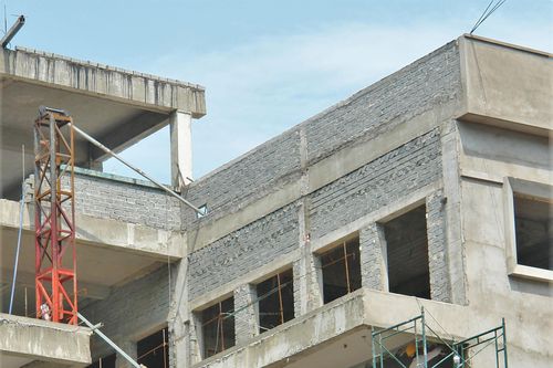 Sẵn sàng trường lớp cho năm học mới