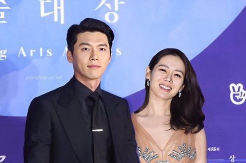 Không đợi được Hyun Bin - Ye Jin cùng xuất hiện, dân mạng ghép ảnh đùa mà như thật