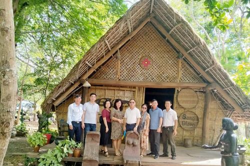 Nghệ An xúc tiến tăng chuyến bay, liên kết khai thác khách du lịch các tỉnh Tây Nguyên và khách Nga