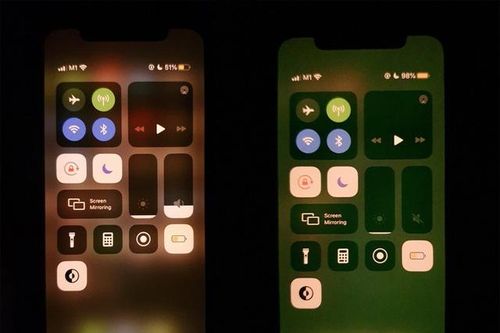 Apple nhận lỗi màn hình iPhone 11, hứa thay miễn phí