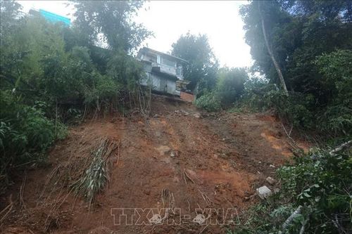 Khẩn trương di dời 106 hộ dân ở Tuyên Quang ra khỏi vùng nguy hiểm