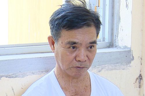 Ông lão 75 tuổi chém người tình vì ghen