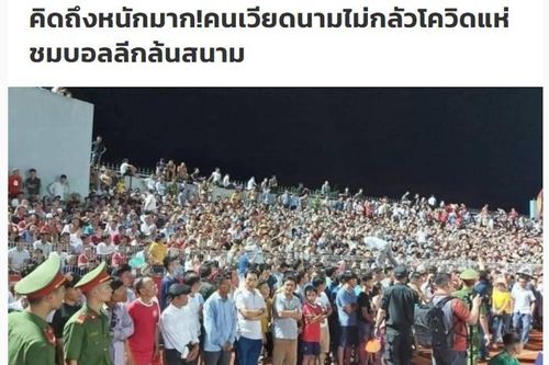 Báo Thái Lan choáng ngợp cảnh vỡ sân ở Hà Tĩnh: 'Người hâm mộ như phát điên'