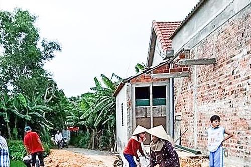 Vụ xây nhà trên đường giao thông ở xã Hải Hưng, huyện Hải Lăng: Đường giao thông đã được mở rộng, chấm dứt kiến nghị