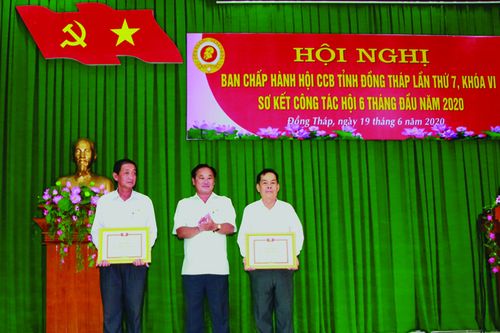 Chăm lo đời sống vật chất, tinh thần cho cán bộ, hội viên cựu chiến binh