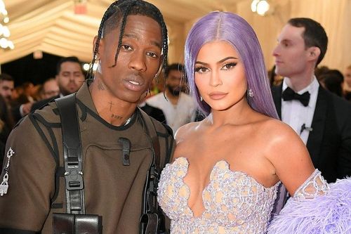 Biệt thự xa xỉ hơn 23 triệu USD của tình cũ Kylie Jenner
