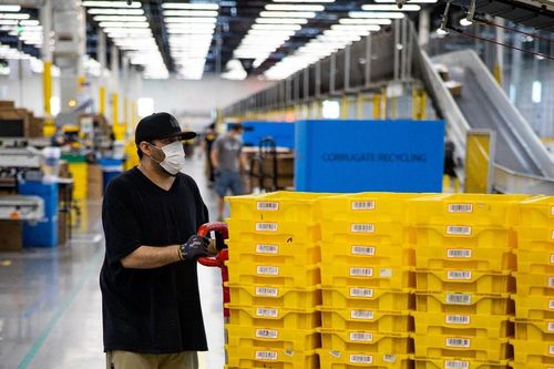 Thương mại điện tử xuyên biên giới giúp doanh nghiệp phục hồi sau dịch COVID-19