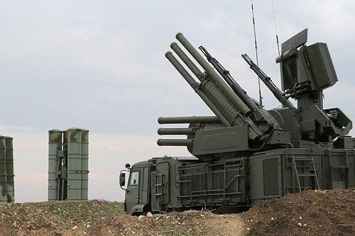 Nóng: Phòng không Syria đánh chặn máy bay không người lái ở Latakia, cách căn cứ quân sự Nga 15km