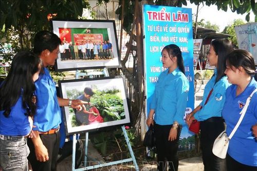Tuyên truyền về biển, đảo Việt Nam và lịch sử vùng đất Nam bộ