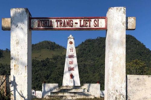 Nhớ thương tháng bảy