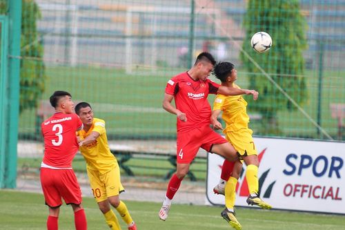 Đấu tập nội bộ U22 Việt Nam: Nỗ lực chinh phục thày Park