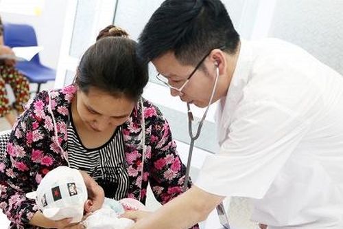 Tỷ lệ trẻ em dưới 1 tuổi được tiêm chủng đầy đủ đạt 99,6%