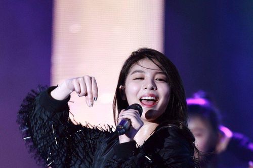 Lạm dụng sức lao động và vấn nạn trong các công ty Kpop
