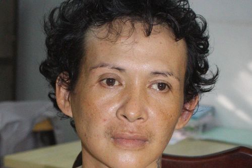 Nam thanh niên mới ra tù, đóng giả con gái để đi trộm cắp
