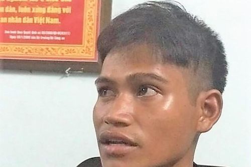 Chém chết người vì nghĩ cha mình bị bỏ bùa