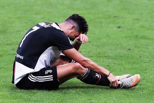 Ronaldo lu mờ và gục ngã trước Ibrahimovic