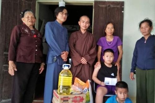 Chùa An Thái và Đông Yên làm từ thiện