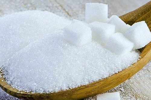 Những người không nên ăn đường