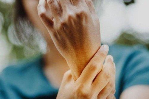 Những loại thực phẩm 'vàng' giúp giảm đau khớp