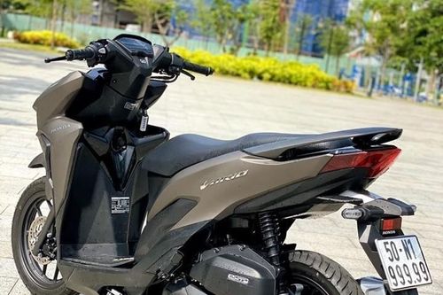 Trúng biển ngũ quý 9, Honda Vario đội giá gần 900 triệu đồng