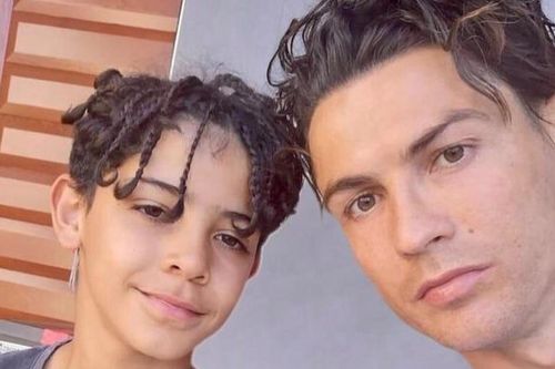 Cảnh sát điều tra vụ con trai Ronaldo lái mô tô nước