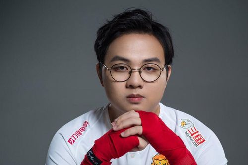 Thần rừng SofM nhảy múa với Lee Sin khiến đối phương bỏ chạy