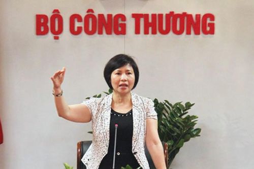 Khởi tố nguyên Thứ trưởng Hồ Thị Kim Thoa: Thu 50 tỷ bán cổ phiếu... có bị xung công?