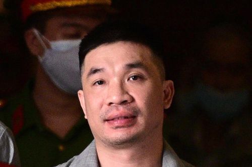 Lộ diện người bí ẩn tên Tom dạy Văn Kính Dương bào chế ma túy