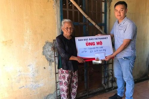 Trao hơn 50 triệu đồng cho 2 gia đình có hoàn cảnh éo le ở Quảng Ngãi