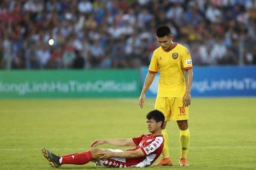 Công Phượng im tiếng, CLB TP.HCM thua đau Hồng Lĩnh Hà Tĩnh