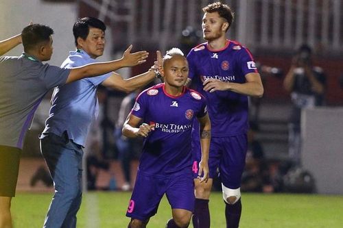 CLB Sài Gòn bay cao ở ngôi đầu sau trận thắng 3-0