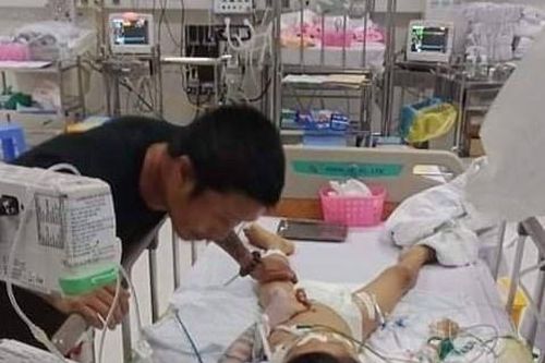 Làm rõ vụ bé trai nguy kịch sau ca mổ lấy đinh ở tay