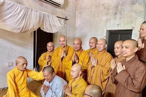 Sự thật về việc Chủ tịch tập đoàn Hoa Sen Lê Phước Vũ xuất gia