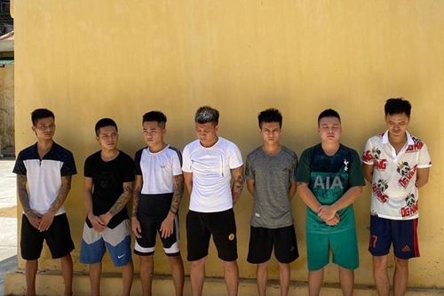 Bắt giữ băng nhóm mang hung khí đi hỗn chiến trên quốc lộ