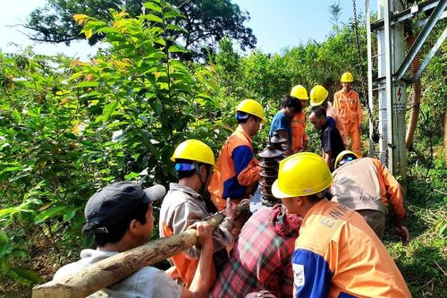 Nghệ An: Đẩy nhanh tiến độ nâng cấp, hoàn trả lưới điện nông thôn