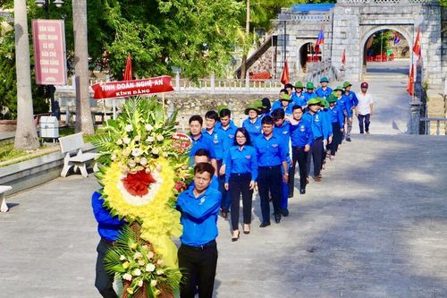 Tuổi trẻ Nghệ An hành trình tri ân các anh hùng liệt sỹ