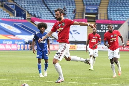 Bruno Fernandes nhảy chân sáo giúp M.U lập kỷ lục khó tin