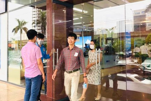 Công sở Hà Nội kích hoạt trở lại biện pháp phòng, chống dịch COVID-19