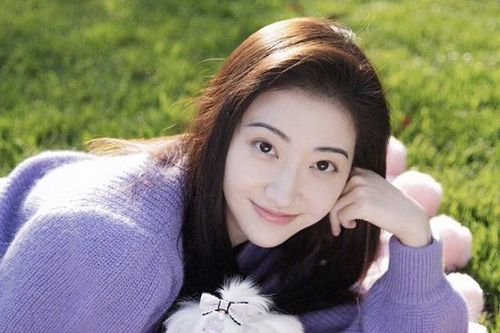 Đệ nhất mỹ nữ Bắc Kinh' Cảnh Điềm gặp biến chứng hậu dao kéo