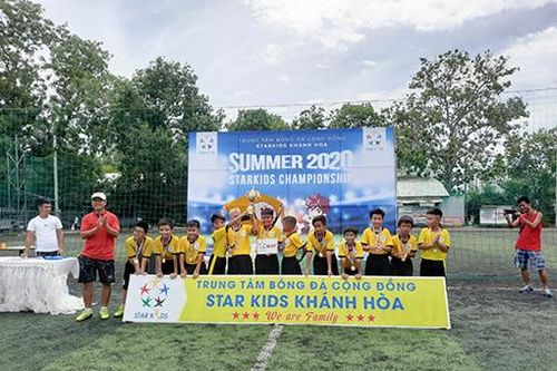 Đội bóng Starkid vô địch Giải bóng đá Summer 2020 Starkids Championship