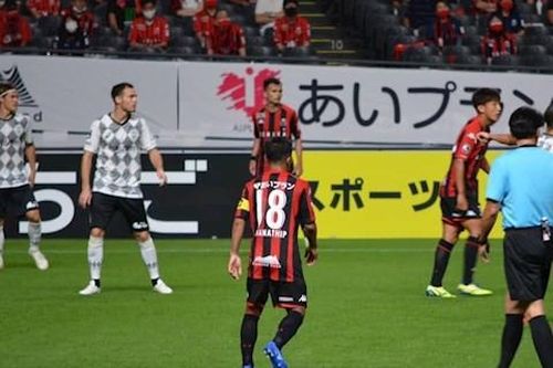 'Messi Thái Lan' lại lập cột mốc đáng nhớ tại Nhật Bản