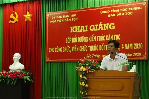Bồi dưỡng kiến thức dân tộc cho cán bộ, công chức Sóc Trăng